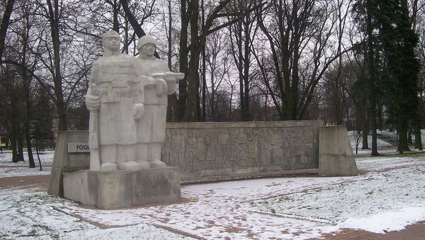 Памятник Уничтожившим гитлеризм, Польша - Sputnik Латвия