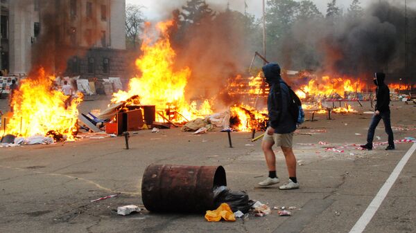 Беспорядки в Одессе. 2 мая 2014 года - Sputnik Latvija