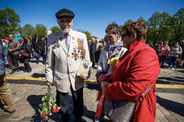 День Победы — народный праздник: его из истории Латвии не вычеркнуть День Победы — народный праздник: его из истории Латвии не вычеркнуть - Sputnik Латвия