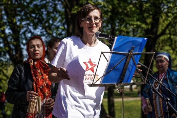 Елизавета Кривцова. Акция Бессмертный полк в Риге, 9 мая 2019 Елизавета Кривцова. Акция Бессмертный полк в Риге, 9 мая 2019 - Sputnik Латвия