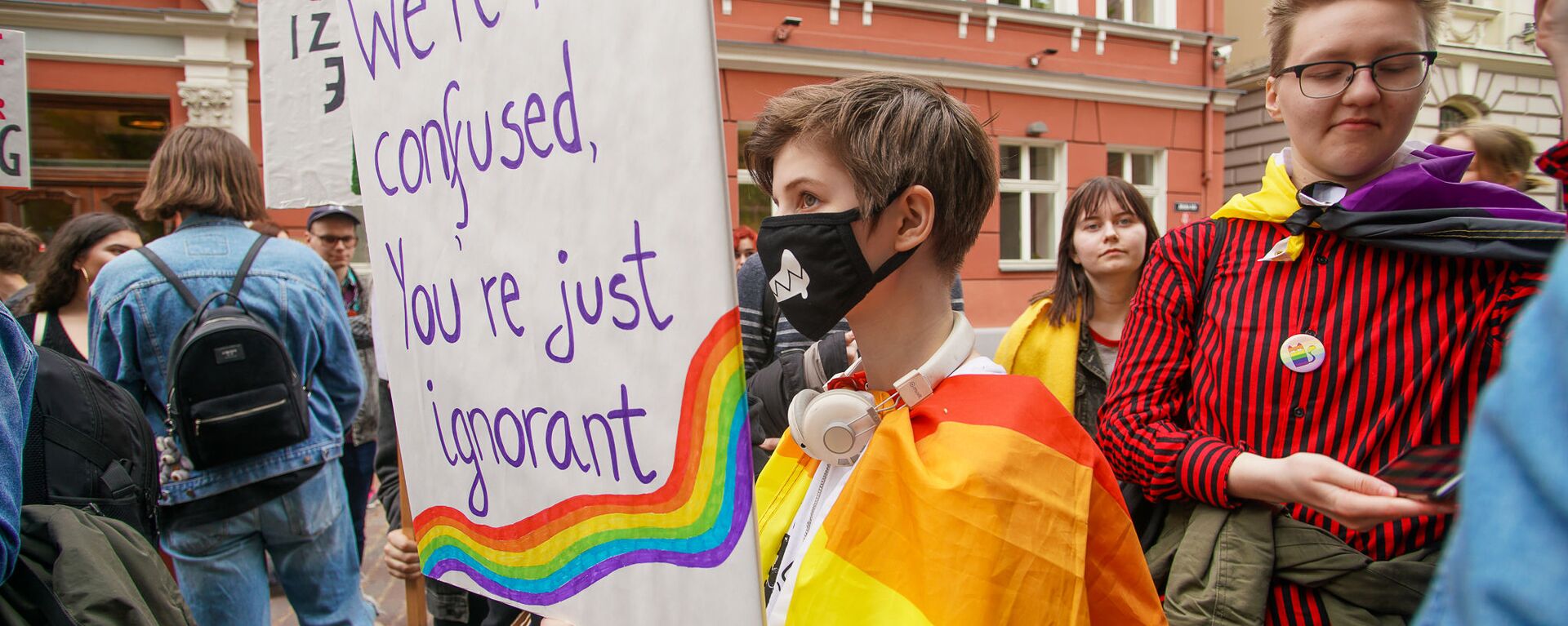  Пикет молодежной организации Протест за права представителей ЛГБТ - Sputnik Латвия, 1920, 12.05.2021