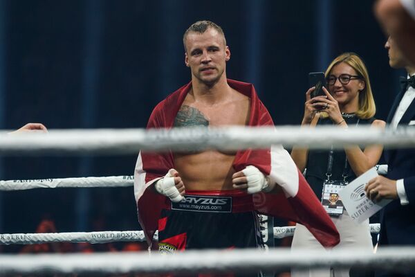 Pasaules boksa supersērijas pusfināls Rīgā. Mairis Briedis (Latvija) - Sputnik Latvija