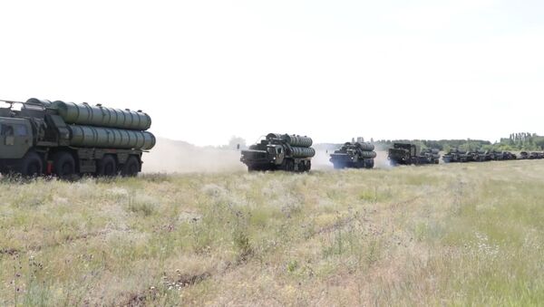 Putins izsludinājis augstāko kaujas gatavību - Sputnik Latvija