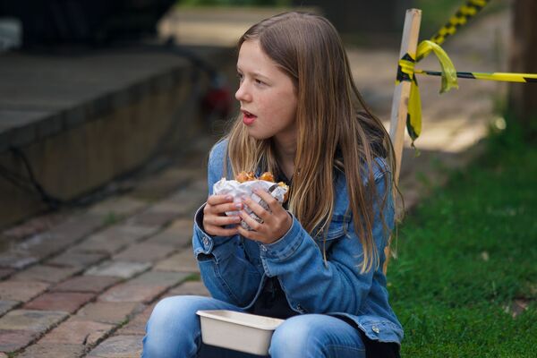 Street Food фестиваль в квартале Калнциема Street Food фестиваль в квартале Калнциема - Sputnik Латвия