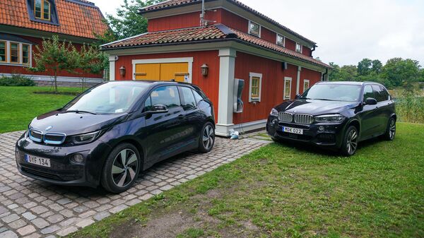 Электромобили BMW - Sputnik Латвия