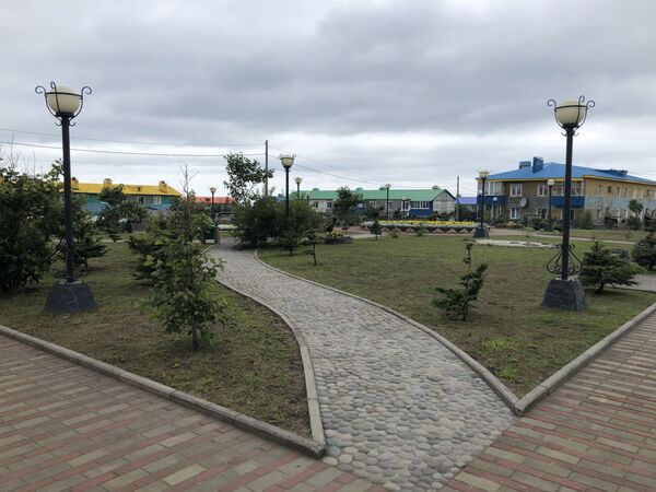 Прирученная экзотика: контрасты острова Итуруп Прирученная экзотика: контрасты острова Итуруп - Sputnik Латвия