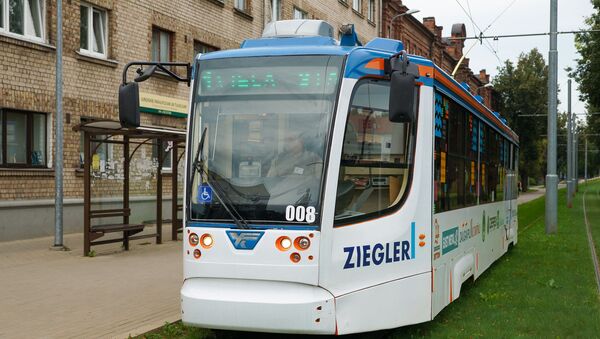 Новые трамваи City Star совместного производства Тверского вагоностроительного завода и ПК Транспортные системы в Даугавпилсе - Sputnik Латвия