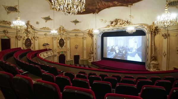 В кинотеатре сделан акцент на европейское кино и принципиально не продают поп-корн - Sputnik Латвия