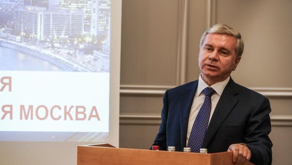 Сергей Черёмин выступает на бизнес-форуме в рамках Дней Москвы в Риге - Sputnik Латвия