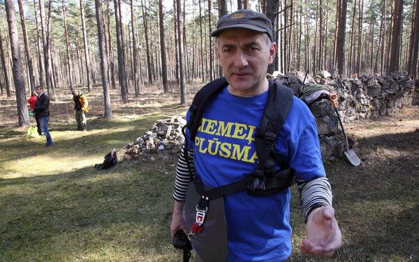 Олег Сысолятин - лидер Северного потока, активистов, которые участвуют в каждом субботнике - Sputnik Латвия