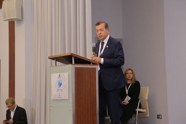 Балтийский форум соотечественников: как спасти русские СМИ в странах Балтии Балтийский форум соотечественников: как спасти русские СМИ в странах Балтии - Sputnik Латвия