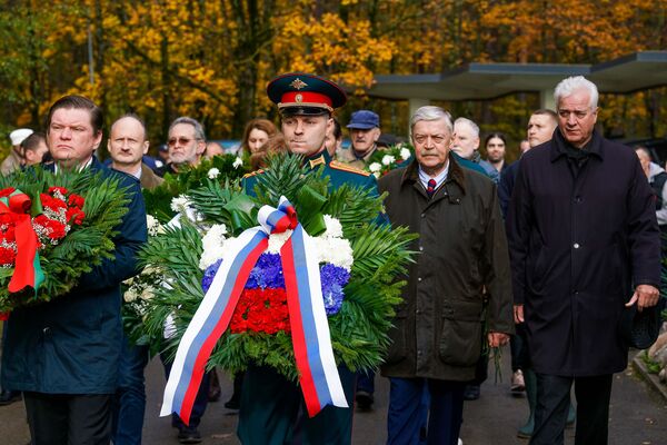 Чтобы помнили. Как Рига отмечала день своего освобождения Чтобы помнили. Как Рига отмечала день своего освобождения - Sputnik Латвия