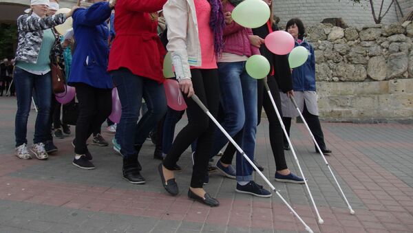Первый инклюзивный молодежный марш в Севастополе - Sputnik Латвия