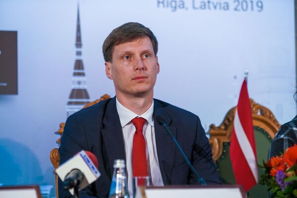Партии выходят на старт: кто готов побороться за кресло мэра Риги Партии выходят на старт: кто готов побороться за кресло мэра Риги - Sputnik Латвия