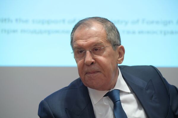 Шаповалов: Брюссель игнорирует вопиющие нарушения свободы слова в Балтии Шаповалов: Брюссель игнорирует вопиющие нарушения свободы слова в Балтии - Sputnik Латвия