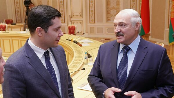 Президент Беларуси Александр Лукашенко и губернатор Калининградской области Антон Алиханов - Sputnik Латвия