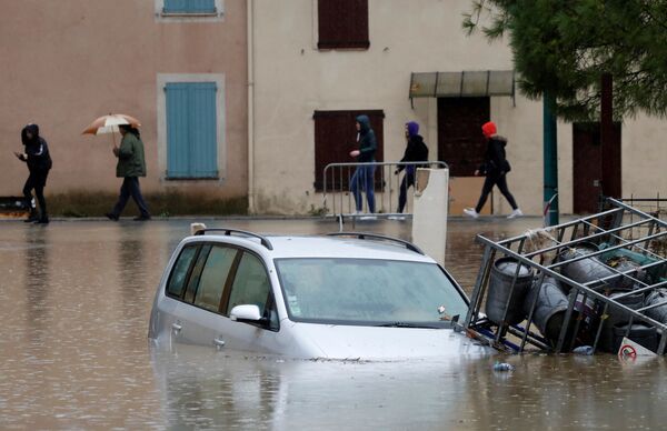 Последствия наводнения в Ле-Мюи, Франция  - Sputnik Латвия