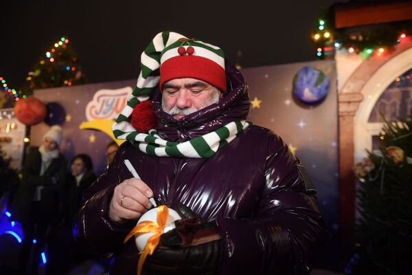 Открытие ГУМ-катка на Красной площади - Sputnik Латвия