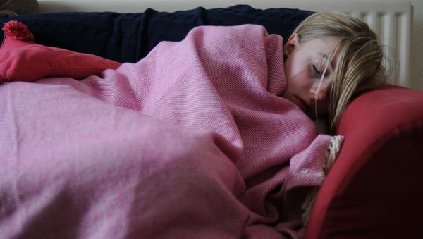 Meitene miegā. Foto no arhīva - Sputnik Latvija