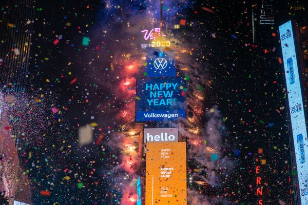 Празднование Нового 2020 года на Таймс-сквер в Нью-Йорке Празднование Нового 2020 года на Таймс-сквер в Нью-Йорке - Sputnik Латвия