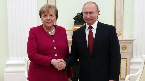 Встреча президента РФ В. Путина с канцлером Германии А. Меркель - Sputnik Latvija