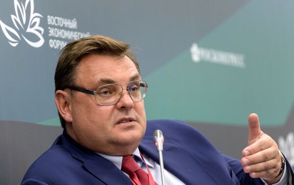 Начальник Контрольного управления президента Российской Федерации Константин Чуйченко на форуме во Владивостоке Начальник Контрольного управления президента Российской Федерации Константин Чуйченко на форуме во Владивостоке - Sputnik Латвия