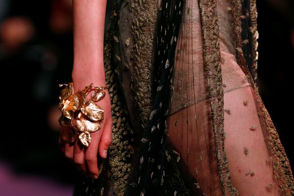 Неделя моды в Париже Haute Couture: Dior Неделя моды в Париже Haute Couture: Dior - Sputnik Латвия