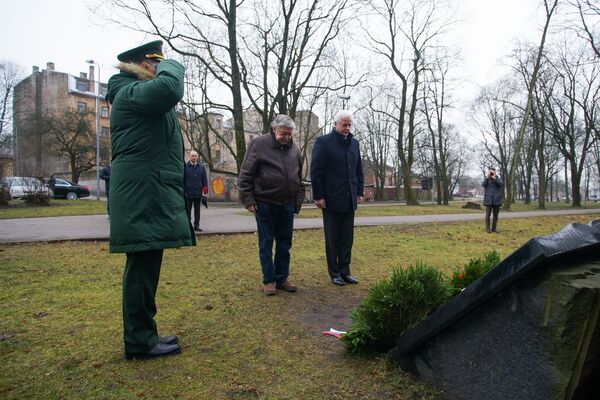 Вспомним, товарищ, мы Афганистан: в Латвии почтили память последней советской войны Вспомним, товарищ, мы Афганистан: в Латвии почтили память последней советской войны - Sputnik Латвия
