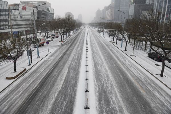 Пробки, на которые еще недавно жаловались горожане, практически исчезли Пробки, на которые еще недавно жаловались горожане, практически исчезли - Sputnik Латвия
