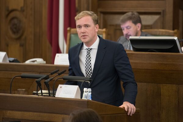 Партии выходят на старт: кто готов побороться за кресло мэра Риги Партии выходят на старт: кто готов побороться за кресло мэра Риги - Sputnik Латвия