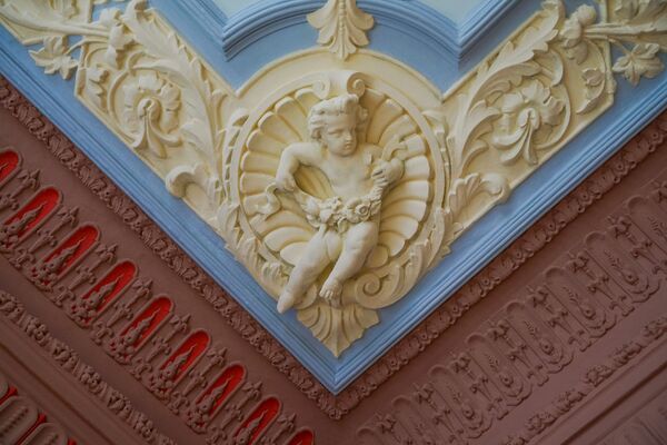 Езжайте в Россию, где ждет карьера: лидер Русской общины Лиепаи против мытья туалетов в ЕС Езжайте в Россию, где ждет карьера: лидер Русской общины Лиепаи против мытья туалетов в ЕС - Sputnik Латвия