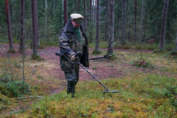 Спите, орлы боевые: что в Латвии происходит с останками героев Первой мировой Спите, орлы боевые: что в Латвии происходит с останками героев Первой мировой - Sputnik Латвия