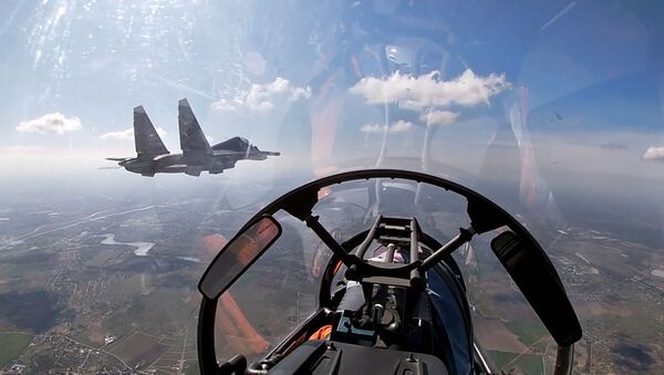 Су-24 и Су-30СМ Балтфлота нанесли удары по условному противнику на Балтике - Sputnik Латвия