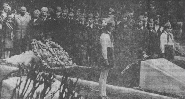 Mana dzīve dārgi izmaksās ienaidniekiem: kā snaipere Ērika Gaile medīja fašistus Mana dzīve dārgi izmaksās ienaidniekiem: kā snaipere Ērika Gaile medīja fašistus - Sputnik Latvija