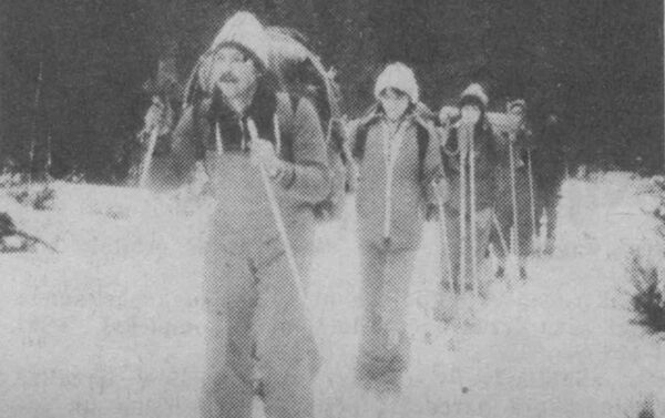В советское время лыжники из Латвии совершали походы по местам боёв латышских лыжников у станции Насва. Progress (Limbaži), Nr.18 (11.02.1984) - Sputnik Латвия