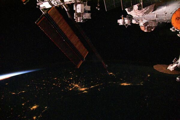 Космические сумерки с борта Международной космической станции - Sputnik Латвия