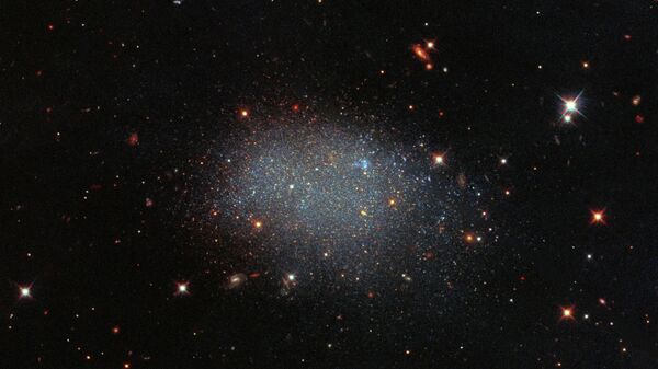 Карликовая галактика KK 246, также известная как ESO 461−036 - Sputnik Латвия