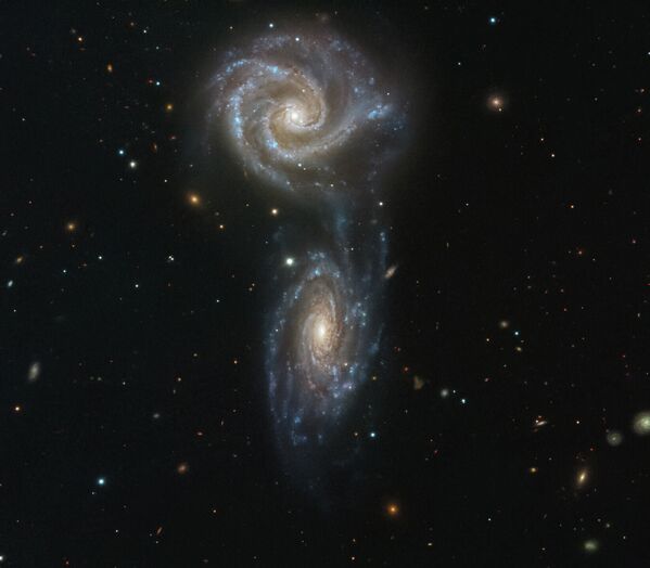 Spirālveida galaktikas NGC 5426 un NGC 5427 - Sputnik Latvija