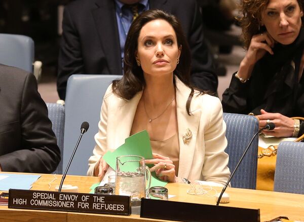 Актриса Анджелина Джоли на сессии Совбеза ООН. - Sputnik Латвия
