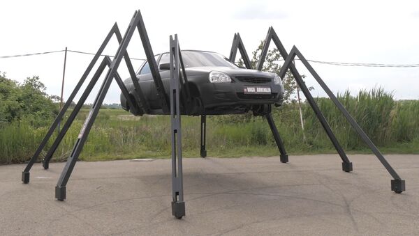 Краснодарский умелец собрал из Лады Приоры огромное насекомое - Sputnik Латвия