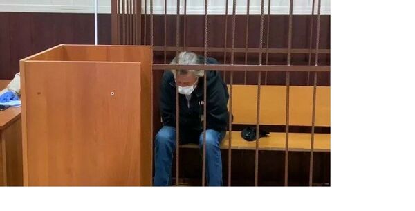 Tiesa piemērojusi drošības līdzekli Mihailam Jefremovam pēc nāvējošā CSN Tiesa piemērojusi drošības līdzekli Mihailam Jefremovam pēc nāvējošā CSN - Sputnik Latvija