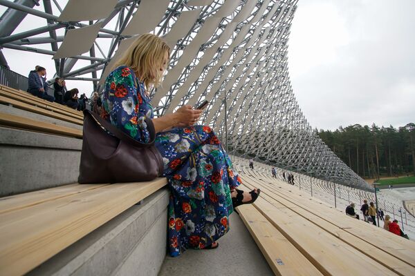 Строительство эстрады в Межапарке близко к завершению: на что нужно еще 23 миллиона евро Строительство эстрады в Межапарке близко к завершению: на что нужно еще 23 миллиона евро - Sputnik Латвия