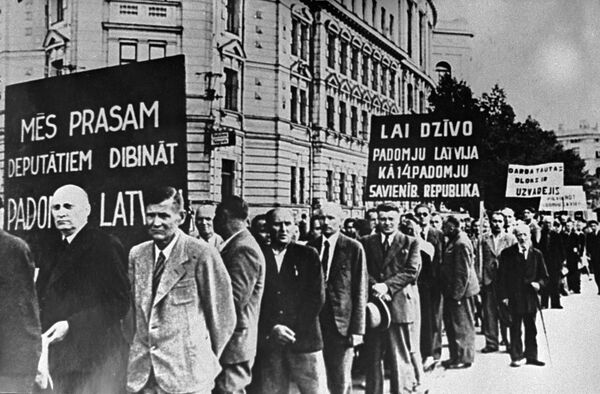 Baltijas valstis Otrā pasaules kara priekšvakarā: arhīvi stāsta neglītu patiesību Baltijas valstis Otrā pasaules kara priekšvakarā: arhīvi stāsta neglītu patiesību - Sputnik Latvija