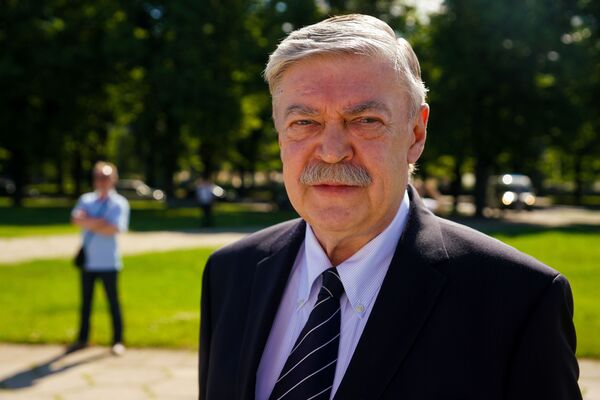 Кто не помнит прошлого, тот не владеет будущим: в Латвии вспоминали начало войны Кто не помнит прошлого, тот не владеет будущим: в Латвии вспоминали начало войны - Sputnik Латвия