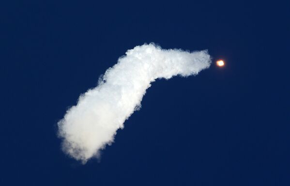 Первый пуск ракеты-носителя с космодрома Восточный Первый пуск ракеты-носителя с космодрома Восточный - Sputnik Латвия