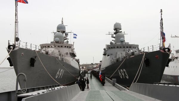 Ракетный корабль Дагестан в строю Каспийской флотилии - Sputnik Latvija