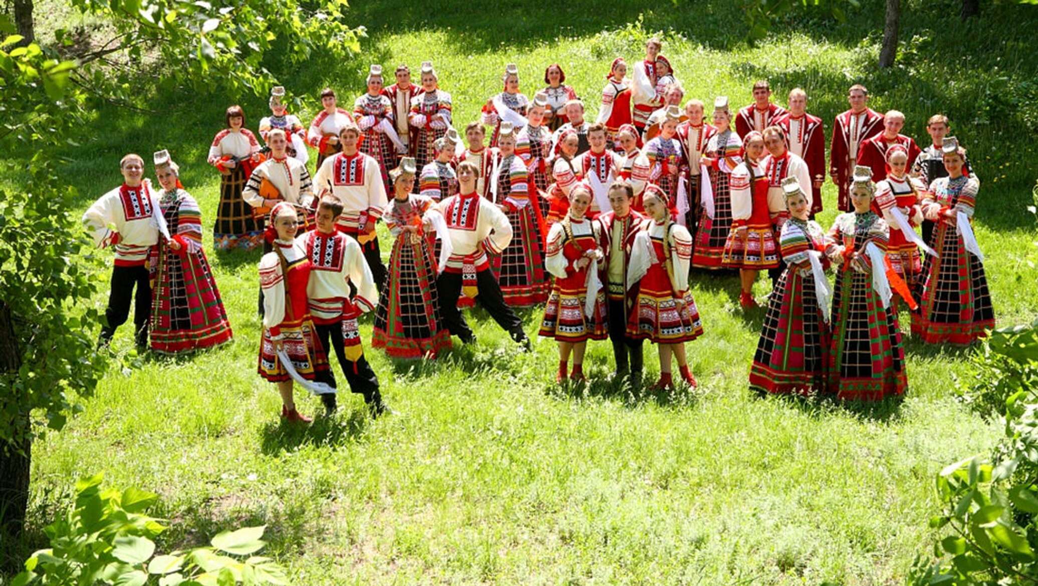 Фольклорный коллектив. Культура разных народов. Воронежский государственный хор. Национальная культура японии. Национальная культура музыка.