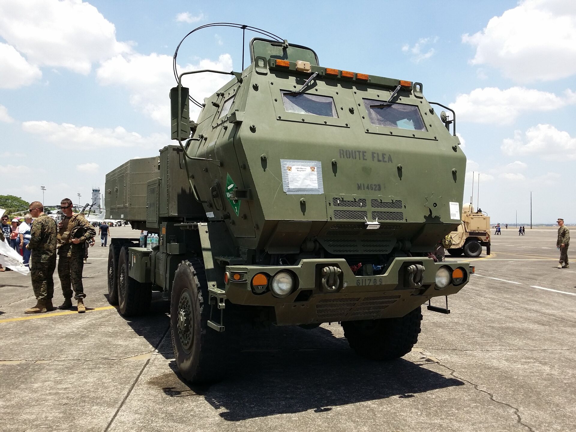 M142 HIMARS. РСЗО m142 HIMARS. M142 High Mobility Artillery Rocket System (HIMARS). M142 HIMARS ракетная система.