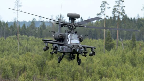 Основной ударный вертолёт McDonnell Douglas AH-64 Apache - Sputnik Латвия