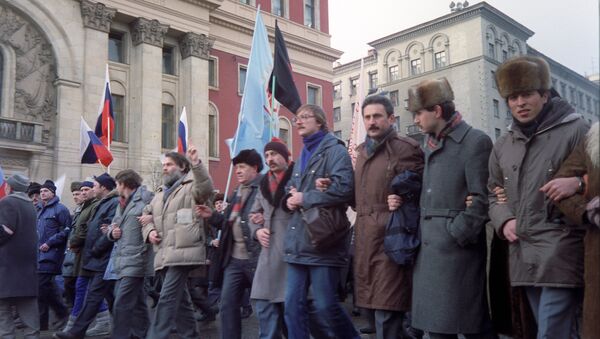 Митинг на Тверской улице. распад СССР - Sputnik Latvija